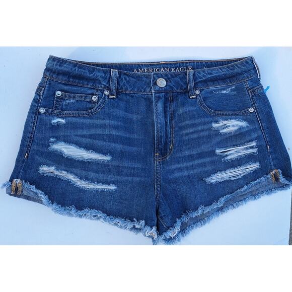 American Eagle Tomgirl Shortie Denim Jean Shorts Blue Distressed Fray Hem Sz. 10 - Picture 1 of 9